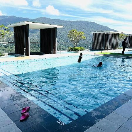 ג'נטינג היילנדס Cuti Genting 2 Bedroom 7 Pax Free Wifi Luxury Windmill Mountain View Genting Highland מראה חיצוני תמונה