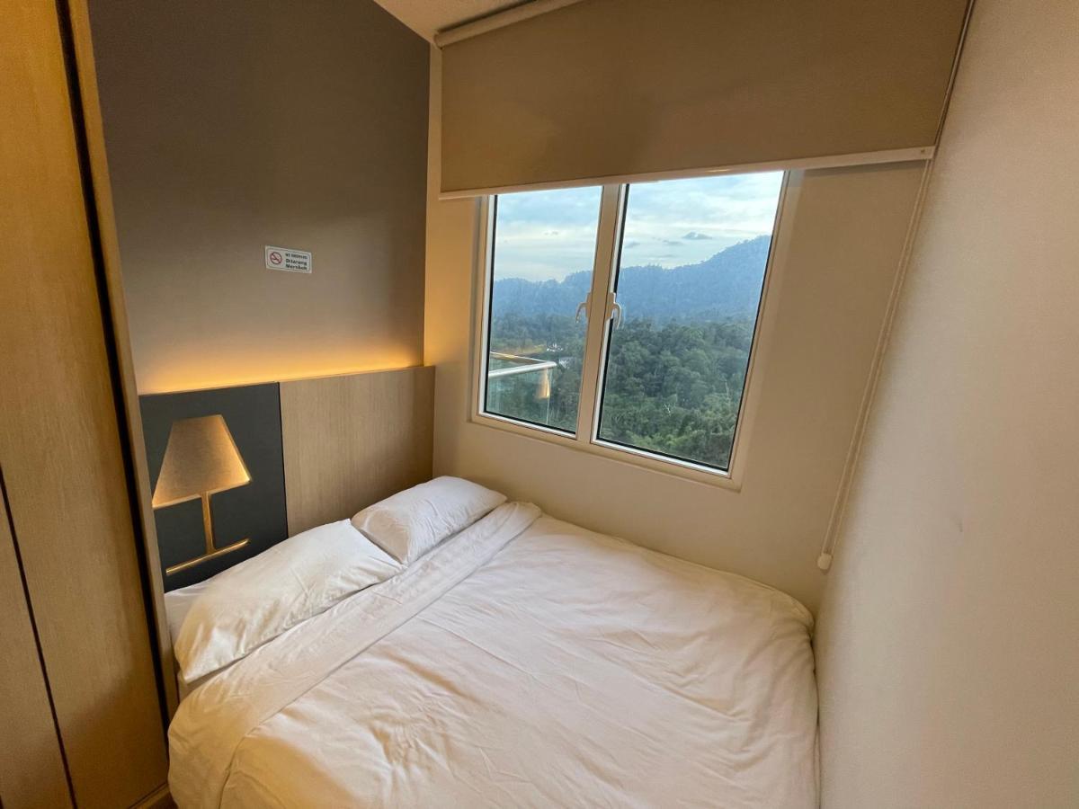 ג'נטינג היילנדס Cuti Genting 2 Bedroom 7 Pax Free Wifi Luxury Windmill Mountain View Genting Highland מראה חיצוני תמונה
